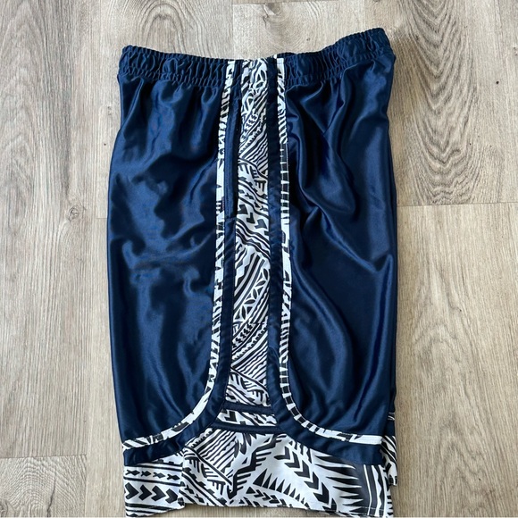 Choice Apparel Men's Blue Patterened Basketball Shorts Size XL - Picture 3 of 4